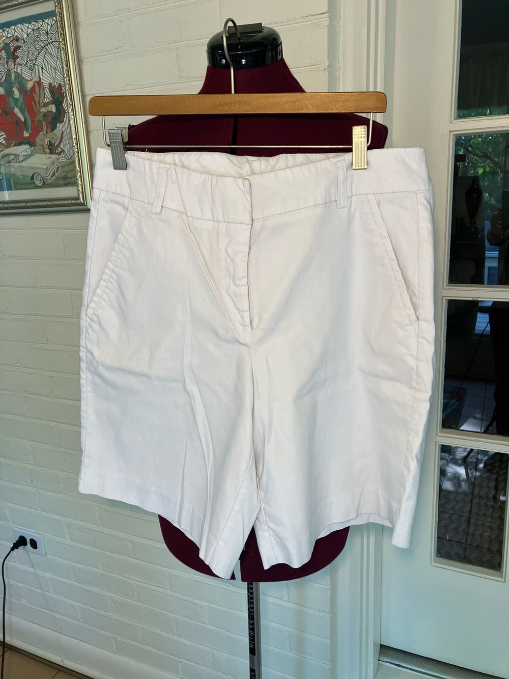 New Directions White Bermuda Shorts 12